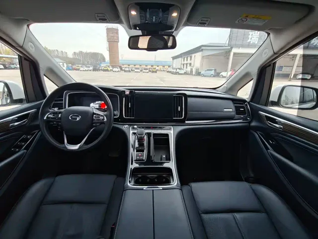GAC Trumpchi M8 — Фото автомобиля 7
