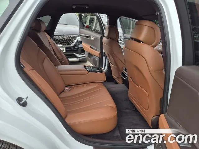 Genesis G80 Бензин 2.5 турбо AWD — Фото автомобиля 11