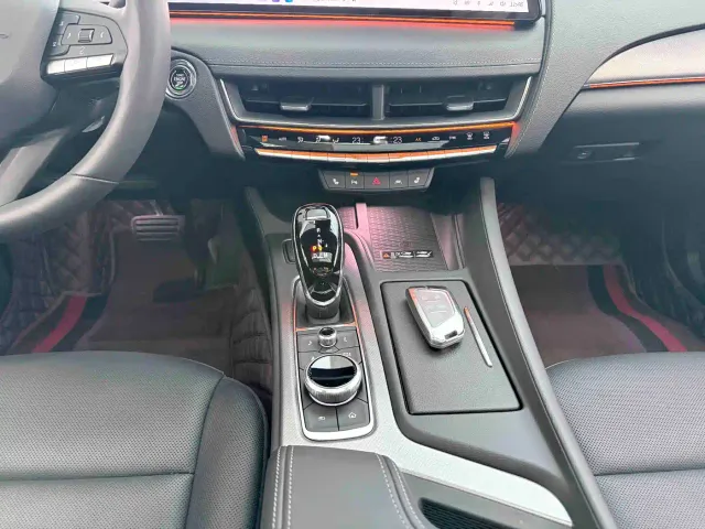 Cadillac CT5 — Фото автомобиля 10