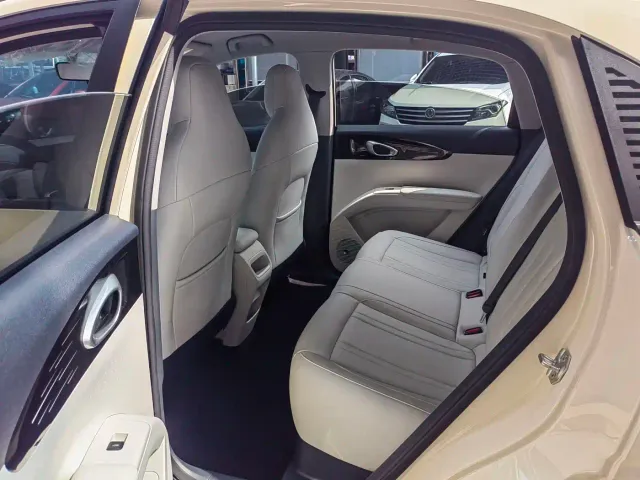 Geely Starry Wish — Фото автомобиля 14