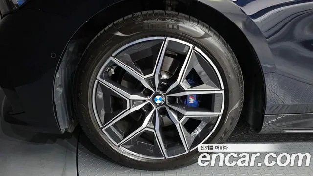 BMW 5-Series — Фото автомобиля 5