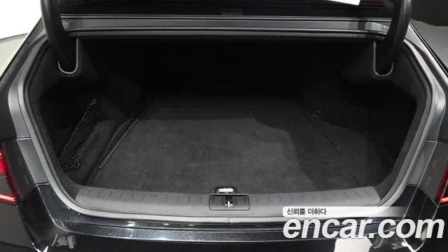 Genesis G90 Бензин 3.5 турбо AWD — Фото автомобиля 20