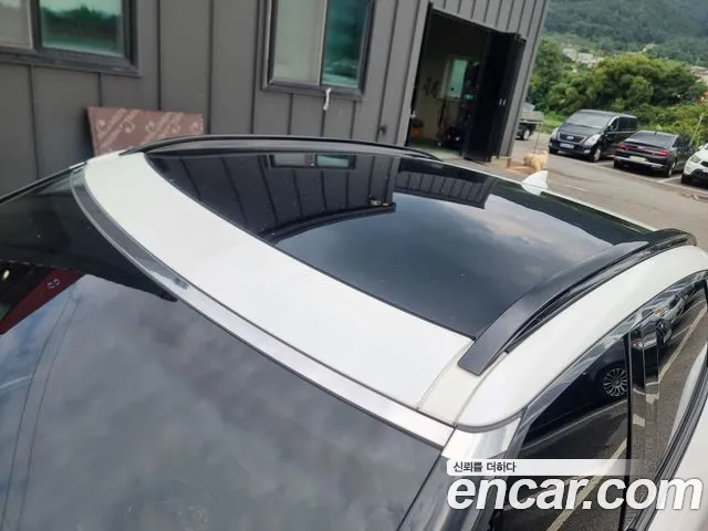Genesis GV60 — Фото автомобиля 14