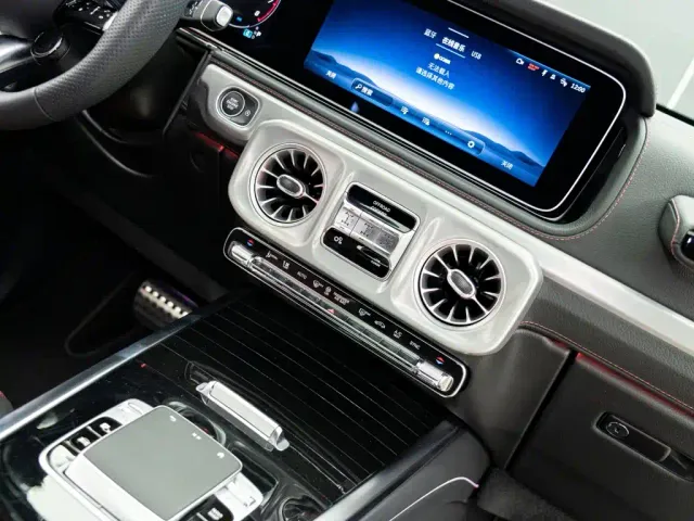 Mercedes-Benz G-Class AMG — Фото автомобиля 13