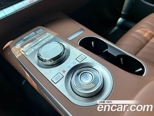 Genesis GV70 2.5T Бензин AWD — Фото автомобиля 7