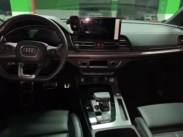 Audi Q5L — Фото автомобиля 12