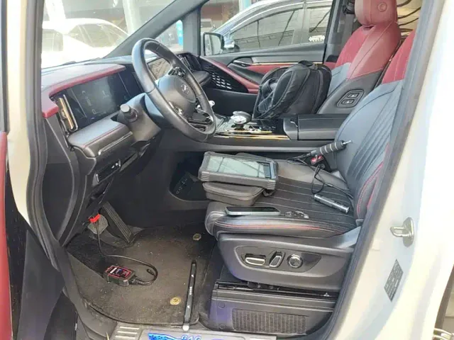 GAC Trumpchi M8 — Фото автомобиля 14