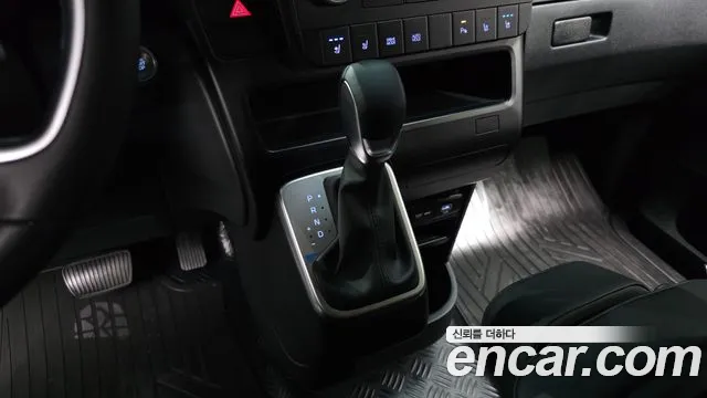 Hyundai Staria — Фото автомобиля 9