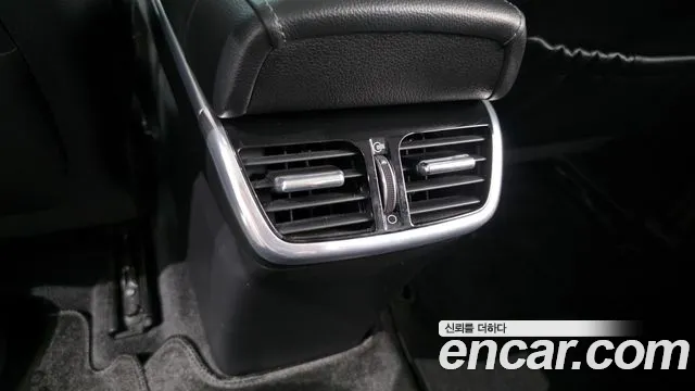 Hyundai Grandeur Premium — Фото автомобиля 30