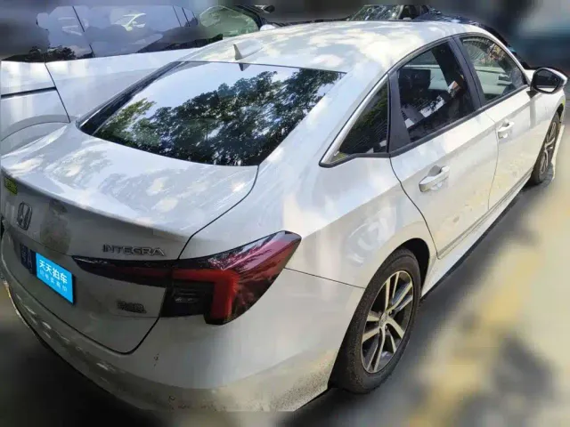 Honda Integra — Фото автомобиля 2