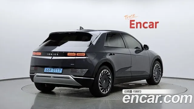 Hyundai Ioniq5 Ioniq5 Long Range AWD — Фото автомобиля 2