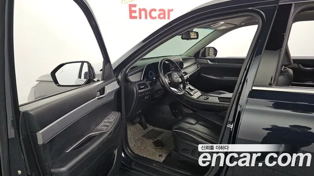 Hyundai Palisade Palisade Дизель 2.2 2WD — Фото автомобиля 10