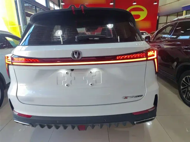 Changan CS75 Plus — Фото автомобиля 4