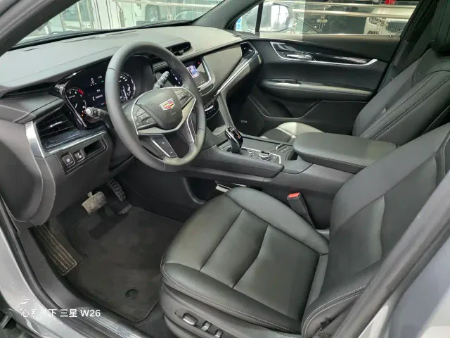 Cadillac XT5 — Фото автомобиля 4