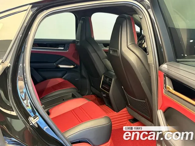 Porsche Cayenne PO536 — Фото автомобиля 10