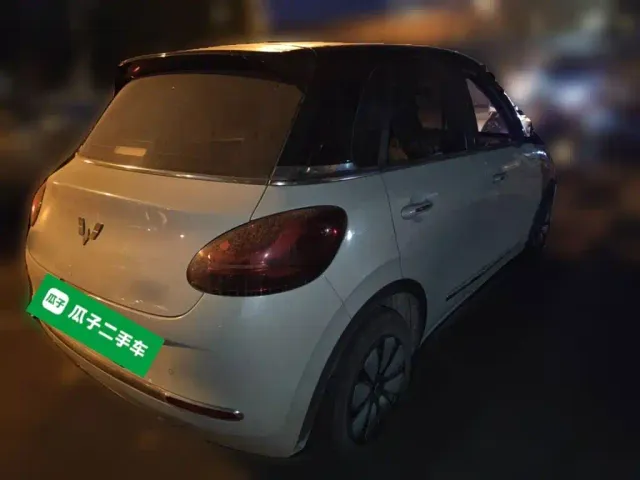 Wuling Bingo — Фото автомобиля 4
