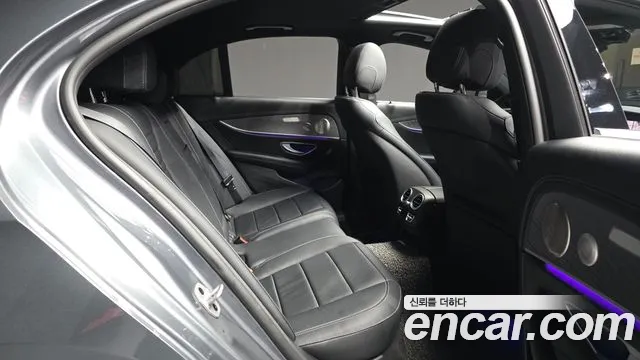 Mercedes-Benz E-Class E-класс W213 E350 4MATIC Avantgarde — Фото автомобиля 12