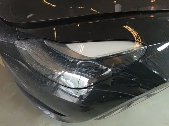 Tesla Model 3 — Фото автомобиля 23