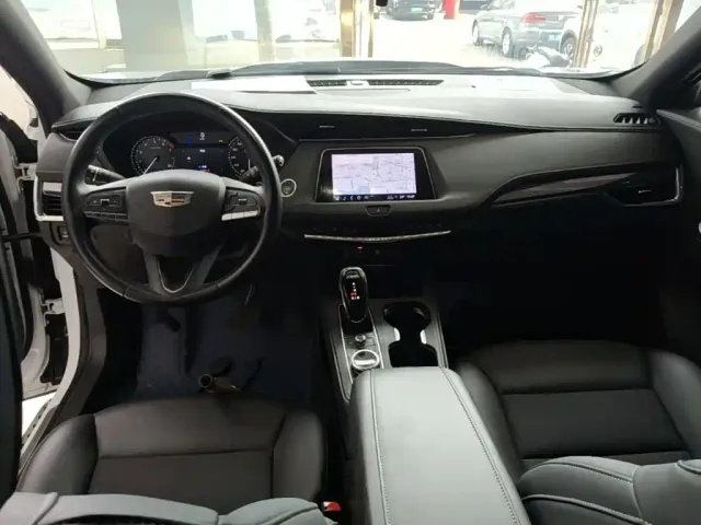 Cadillac XT4 — Фото автомобиля 9