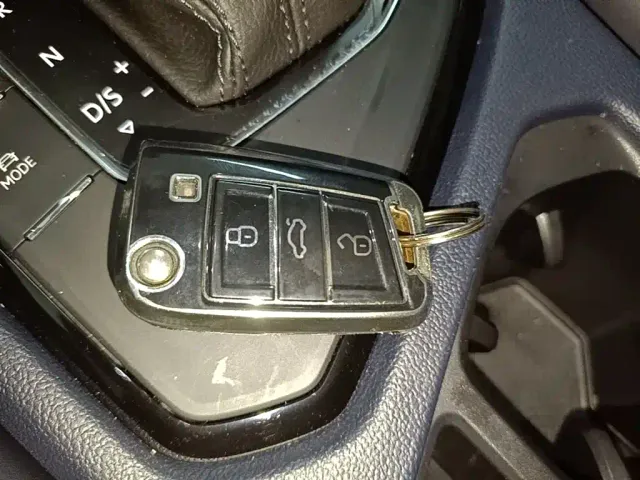 Volkswagen Tharu — Фото автомобиля 8