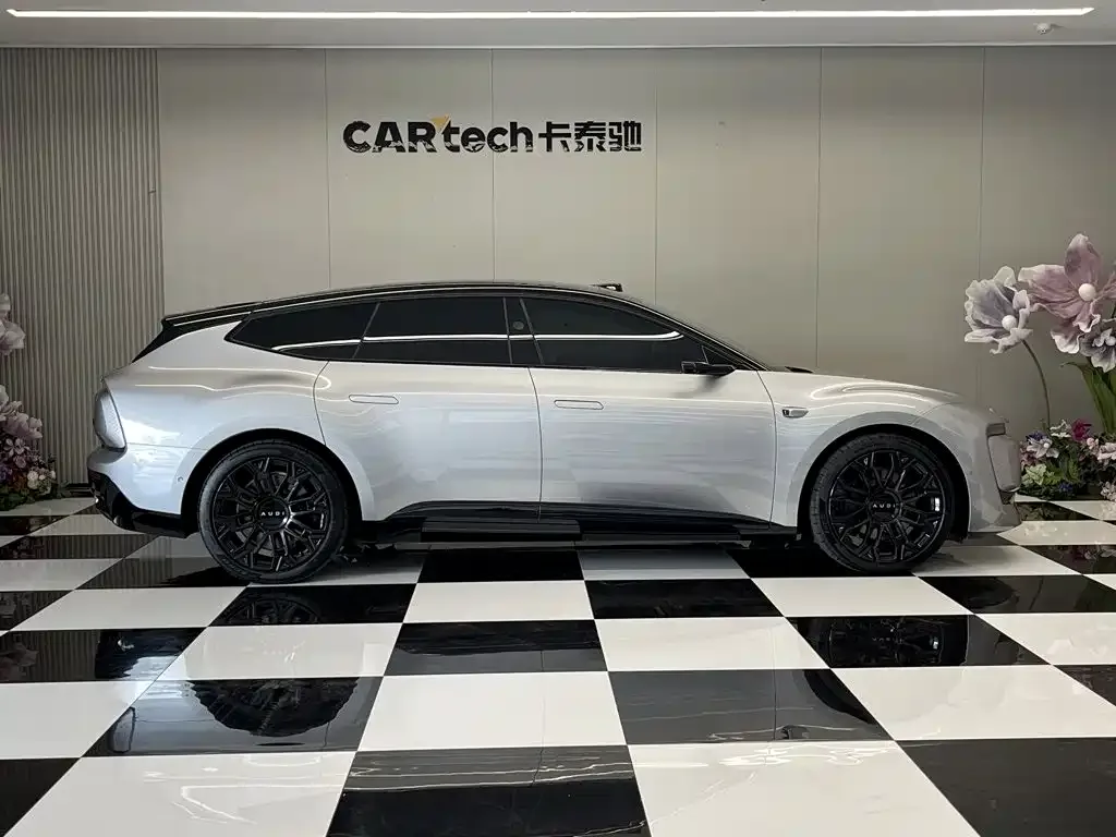 Audi Audi E5 Sportback 2025 386kw 4WD — Фото автомобиля 4