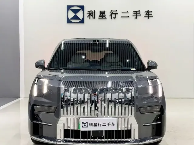 ZEEKR Zeekr 009 2024 7-Seat Aisle AWD Version 108kWh — Фото автомобиля 4