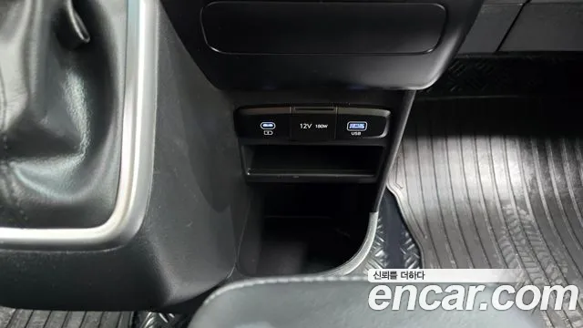 Hyundai Staria — Фото автомобиля 18