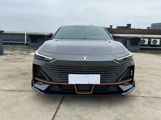 Changan UNI-V — Фото автомобиля 2
