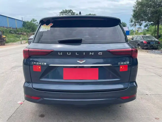Wuling Victory — Фото автомобиля 8