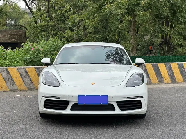 Porsche 718 — Фото автомобиля 2