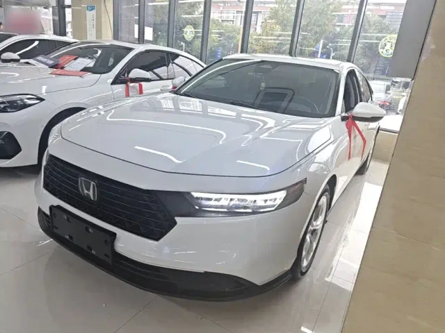Фотография автомобиля — Honda Accord