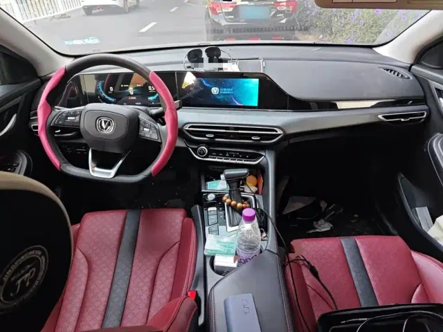 Changan Eado — Фото автомобиля 10