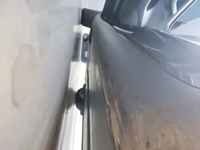 Tesla Model Y — Фото автомобиля 21