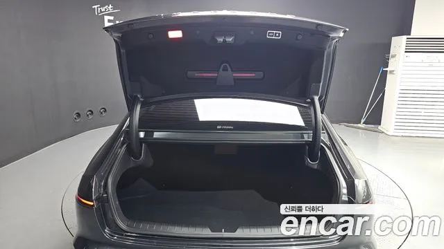 Hyundai Grandeur — Фото автомобиля 17