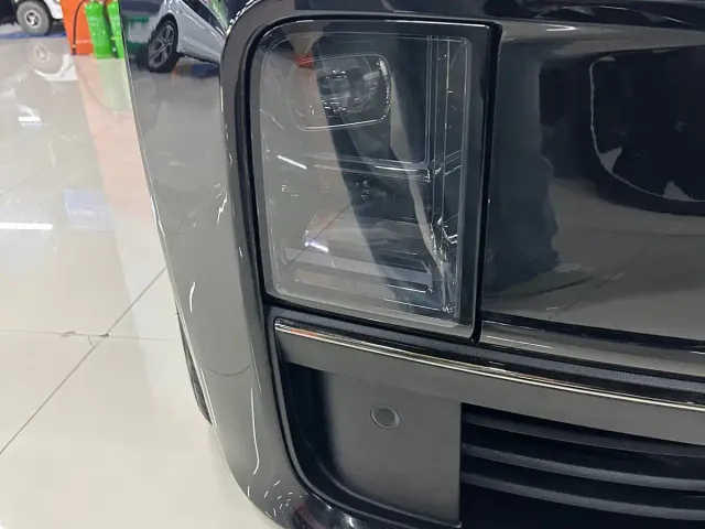 Li Auto L7 — Фото автомобиля 14