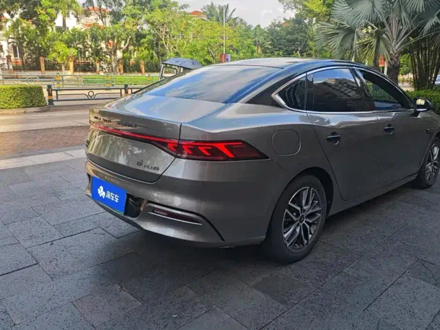 BYD Qin PLUS — Фото автомобиля 3