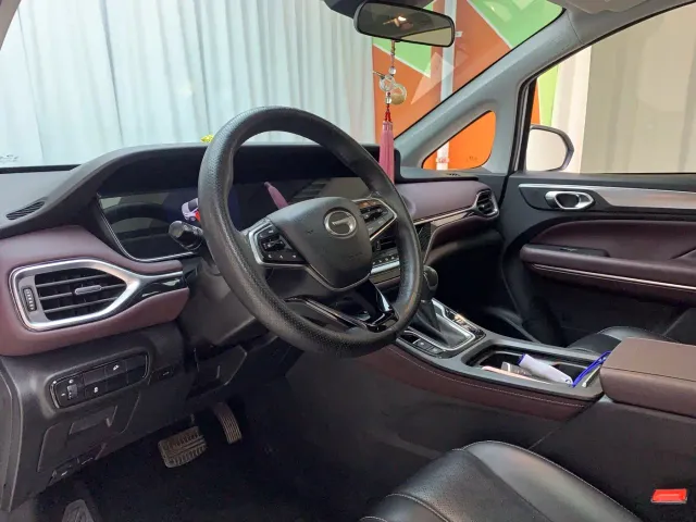 GAC Trumpchi M6 — Фото автомобиля 7