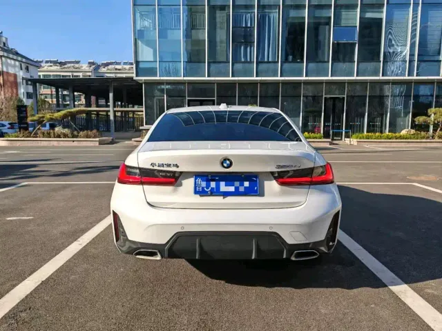 BMW 3 Series — Фото автомобиля 8
