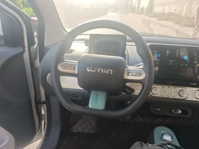 Changan Qiyuan Changan Lumin 2023 Model 301km Honey Edition — Фото автомобиля 6