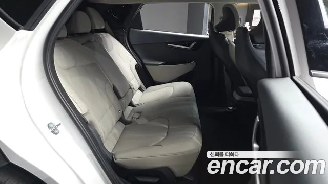 Kia EV6 — Фото автомобиля 26
