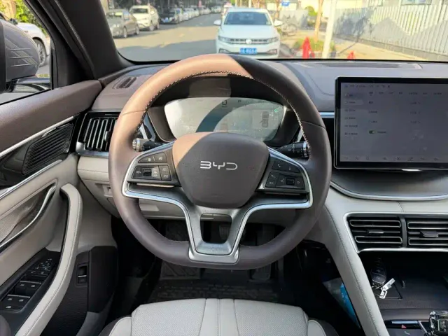 BYD Song PLUS — Фото автомобиля 14
