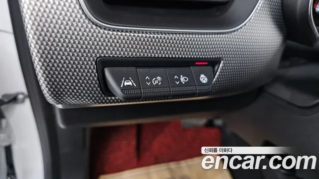 Renault-KoreaSamsung XM3 — Фото автомобиля 13