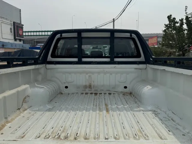 Isuzu Lingtuo — Фото автомобиля 5