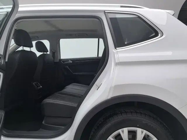 Volkswagen Tiguan L — Фото автомобиля 15