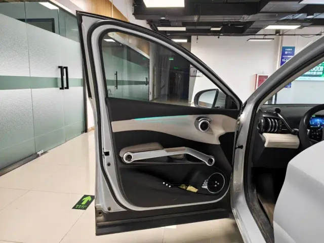 BYD Yuan PLUS — Фото автомобиля 8