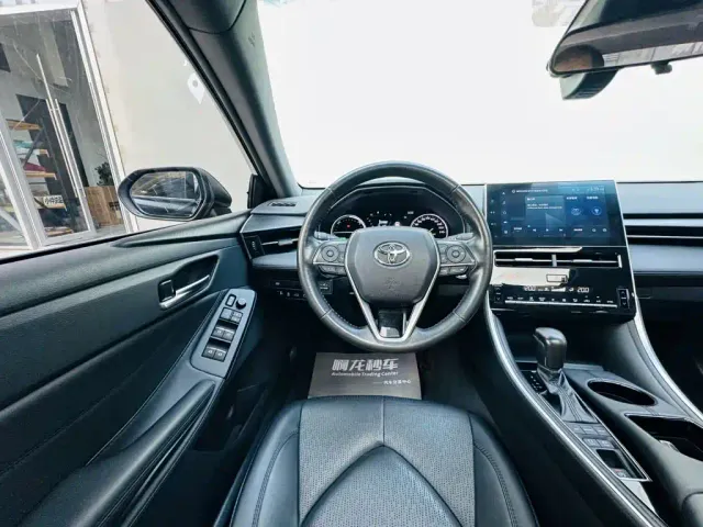 Toyota Avalon — Фото автомобиля 13