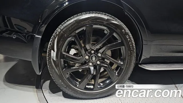 Фотография автомобиля — Land Rover Discovery