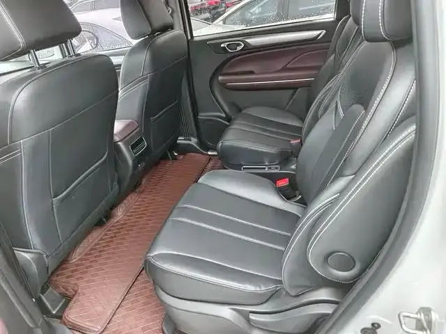 GAC Trumpchi M6 — Фото автомобиля 12