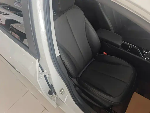 Buick Verano — Фото автомобиля 24