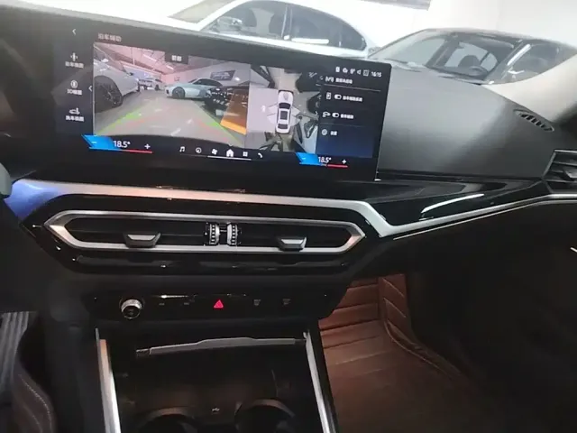 BMW 3 Series — Фото автомобиля 12